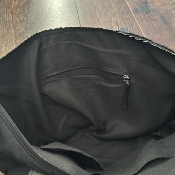 Botkier Large Black Nylon Tote Shoulder Bag. - Picture 13 of 14